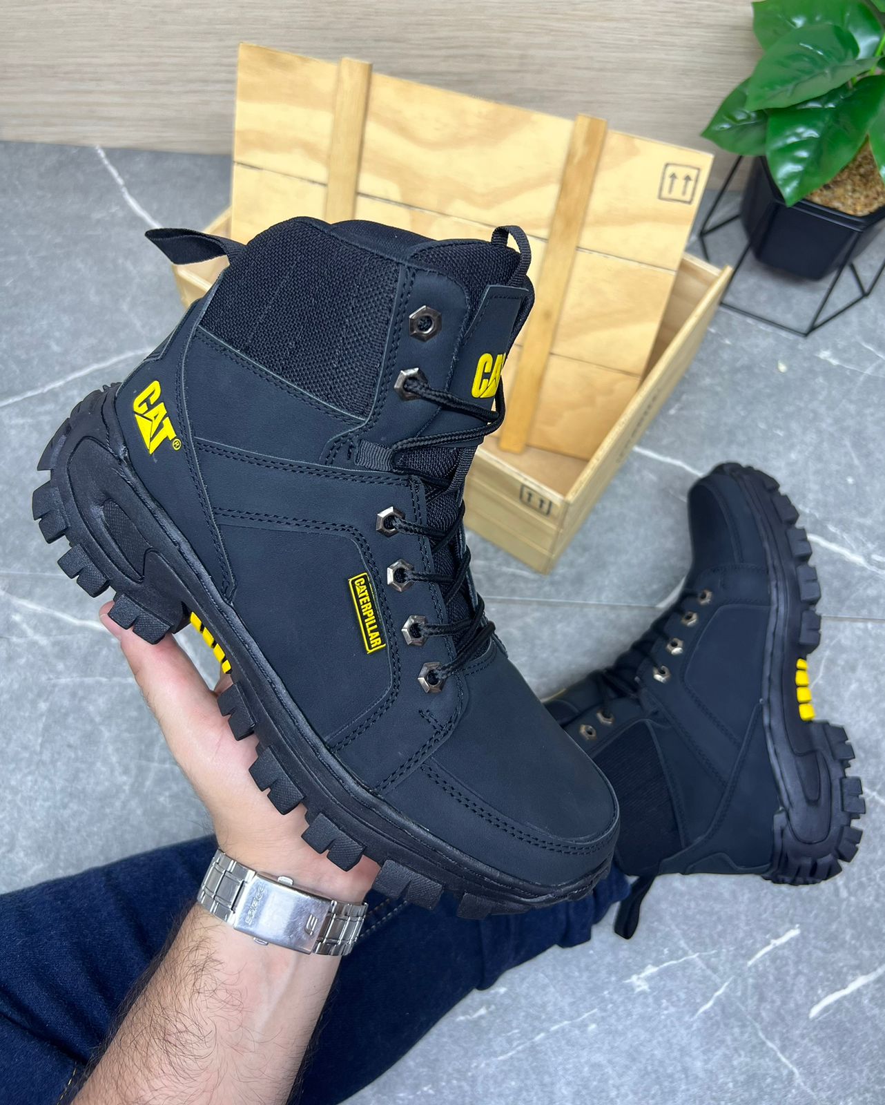 BOTA CATERPILLAR PREMIUM AVENTURERO